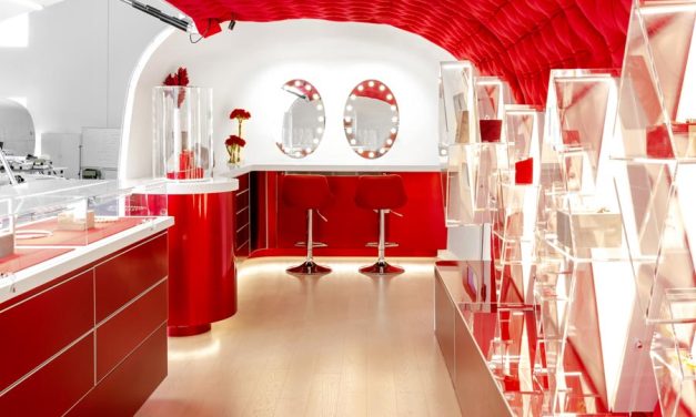 A Mobile Boutique Airstream Retail Store – For Every Woman’s Fashion Essential