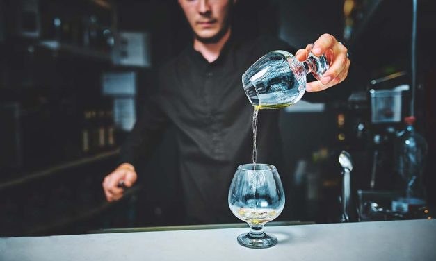 Break into The Thriving Bar Industry with A Unique Concept
