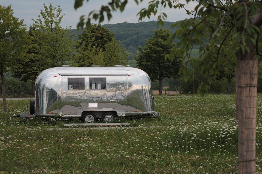 Luxury on Wheels: The Appeal of Ultimate Airstreams in the Glamping Industry